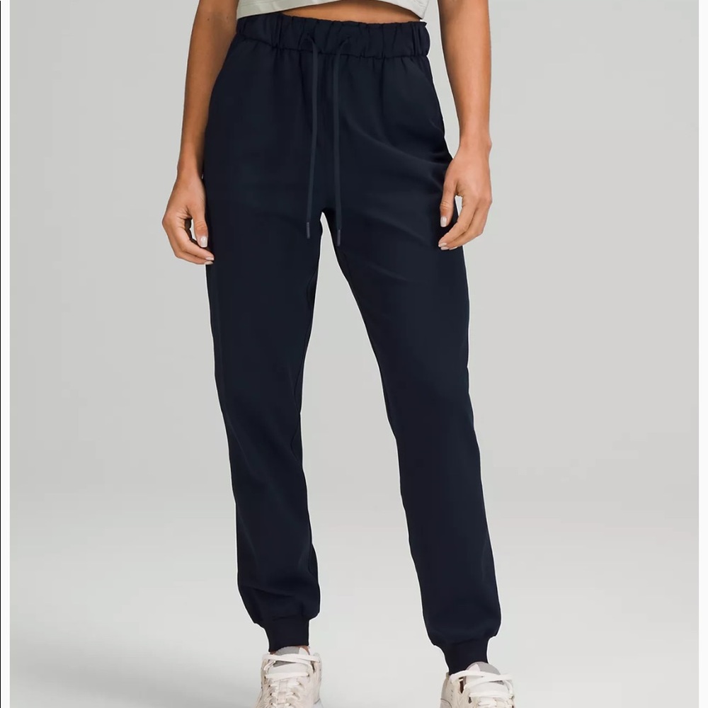 lululemon Stretch High-Rise Jogger Full Length
